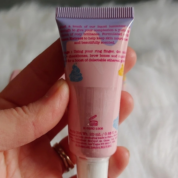 *NIB* Trifle Cosmetics Liquid Glow Luminizer - Picture 3 of 3